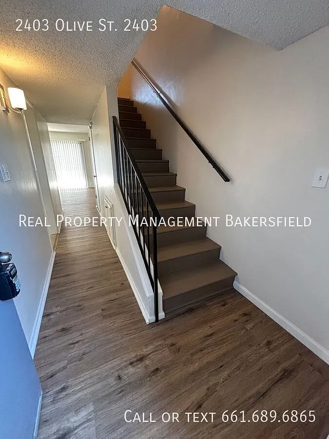 2403 Olive St - Move In Special - 1st Month Rent Free! — Photo 3