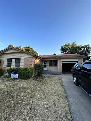 1402 Missouri Ave Photo 1
