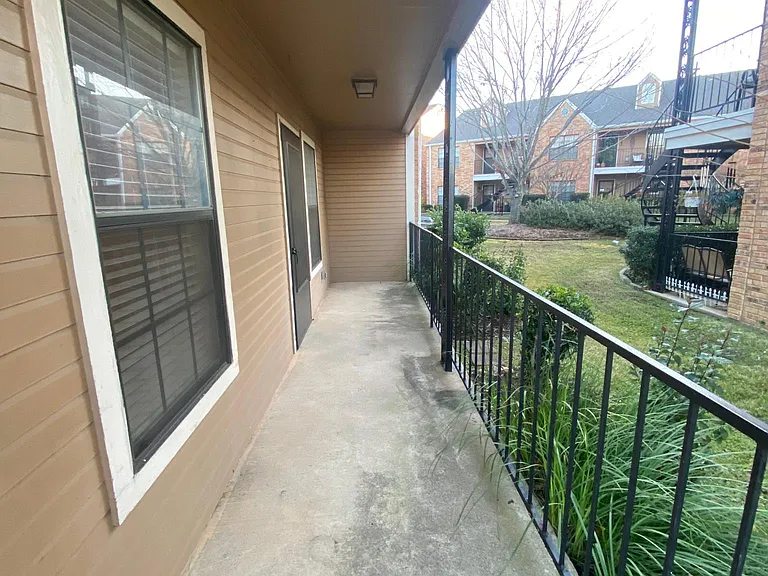400 W South Town Dr #107 — Photo 44