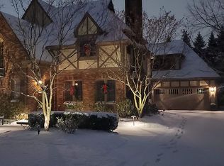 612 Mohegan Ave, Birmingham, MI 48009