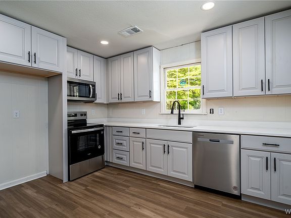 4th image of 3628 Monte Vista Dr