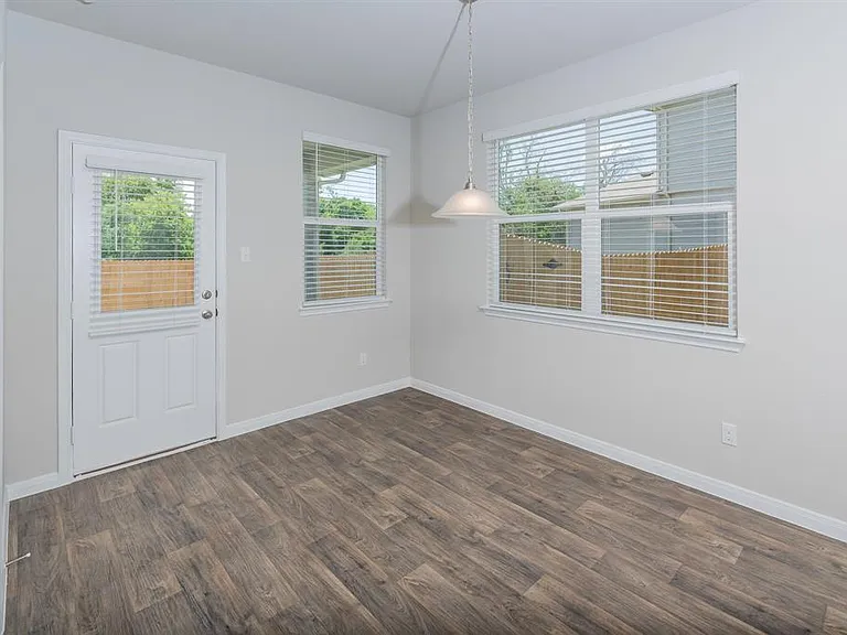 6621 Kildare Dr — Photo 17