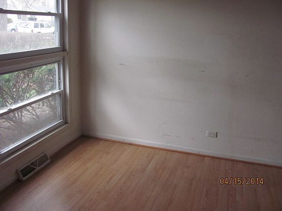 5th image of 14917 S Richmond Ave