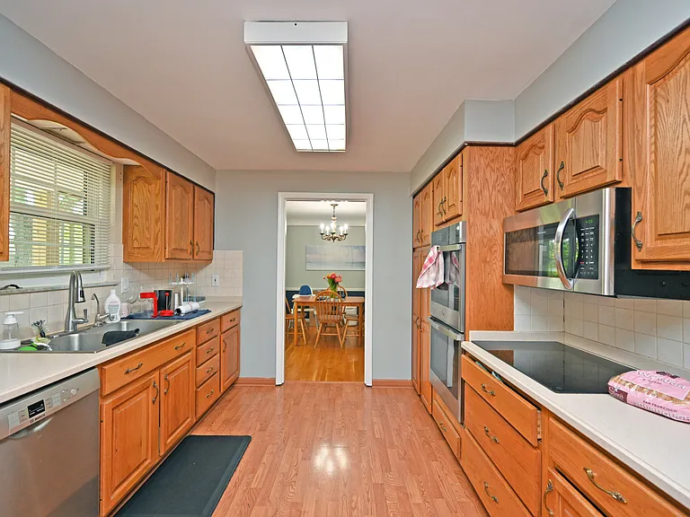 7777 Kugler Mill Rd — Photo 11