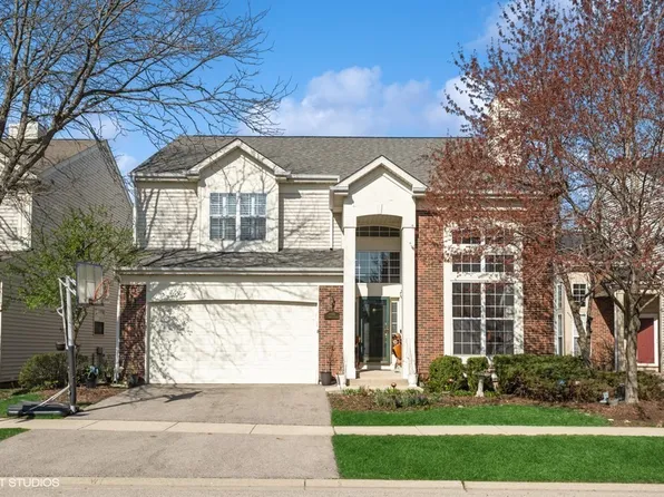 29554 N Birch Ave, Lake Bluff, IL 60044