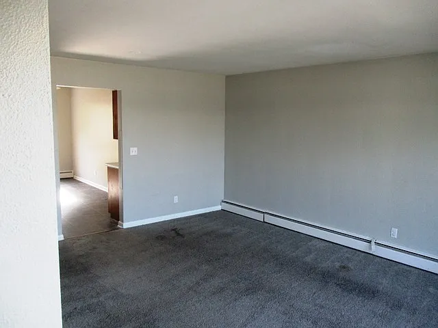 227 Robinhood Ln — Photo 5