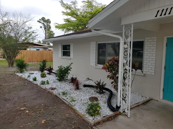 1111 43rd St W, Bradenton, FL 34209