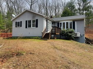 268 Buckley Hill Rd, North Grosvenordale, CT 06255