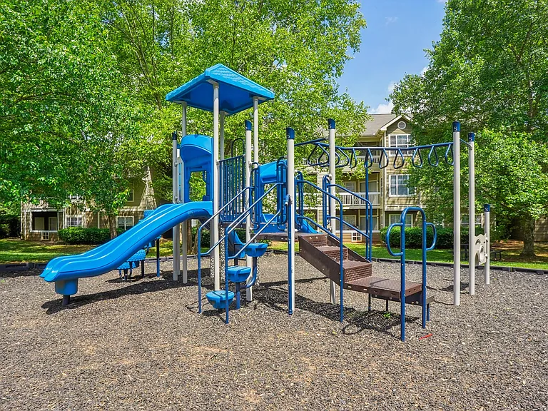 Camara Estates — Photo 13