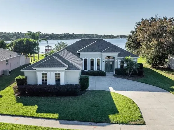3804 BAYSHORE CIRCLE, TAVARES, FL 32778
