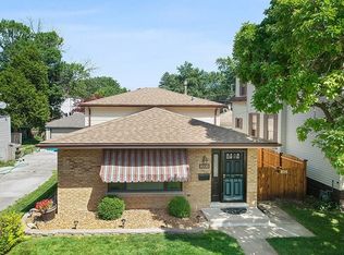 9335 S Turner Ave, Evergreen Park, IL 60805