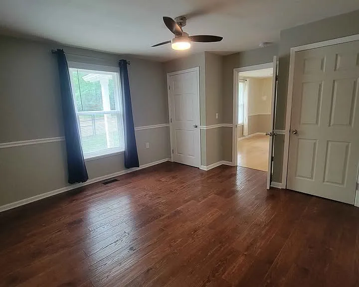 210 Peachtree St — Photo 10