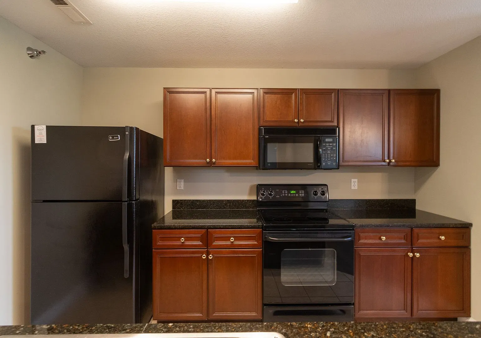 1100 Club Village Dr. — Photo 4
