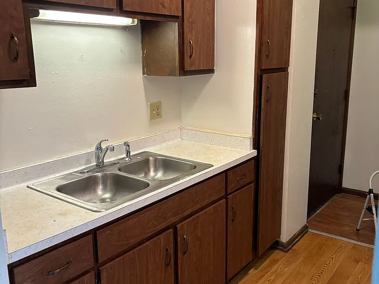 29 Alexander Ave — Photo 33
