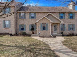 105 Fairview Way, Waunakee, WI 53597