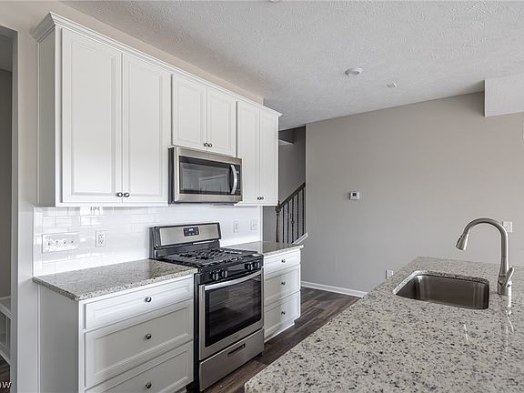 7th image of this home