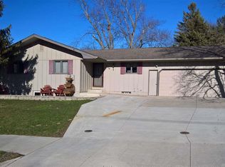 309 2nd St, Cleveland, MN 56017