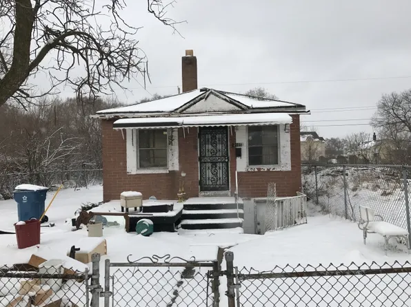 2146 Adams St, Gary, IN 46407