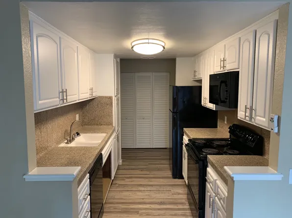 8153 Sun Tree Ln, Fair Oaks, CA 95628