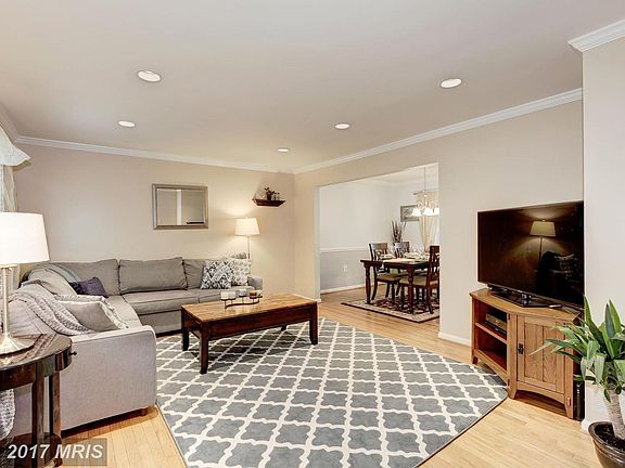 2nd image of 13159 Autumn Hill Ln