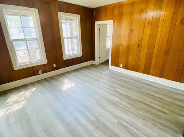 1237 E Walnut St, 1237 E Walnut St #B, Green Bay, WI 54301