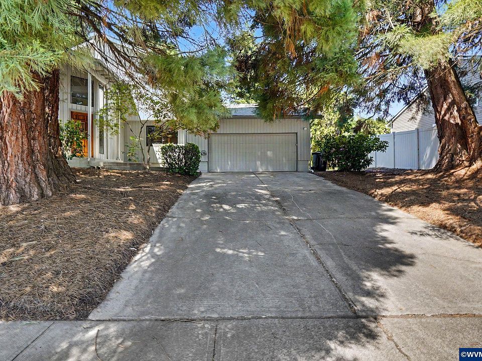1st image of 4035 Copper Glen Ct SE