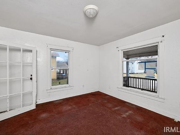 4th image of 925 Princeton St