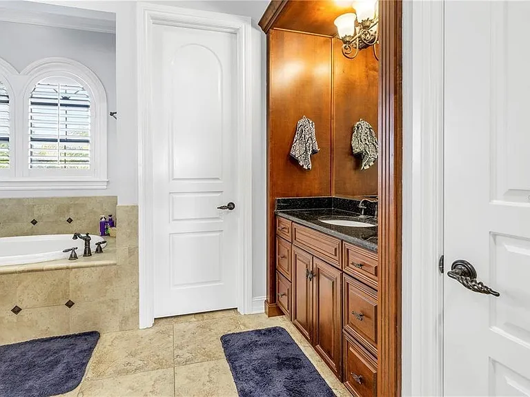 4133 Causeway Vista Dr — Photo 41