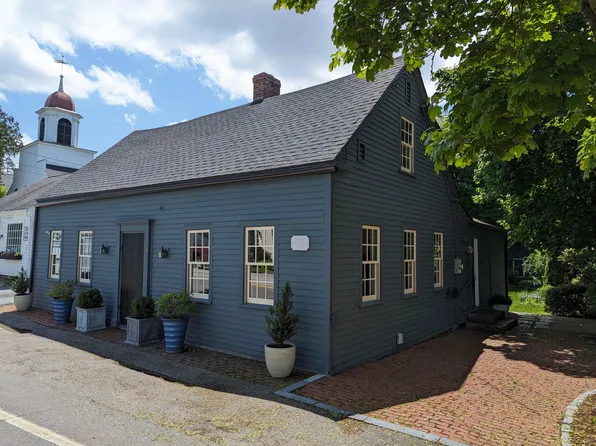 79 Main Street, New Castle, NH 03854