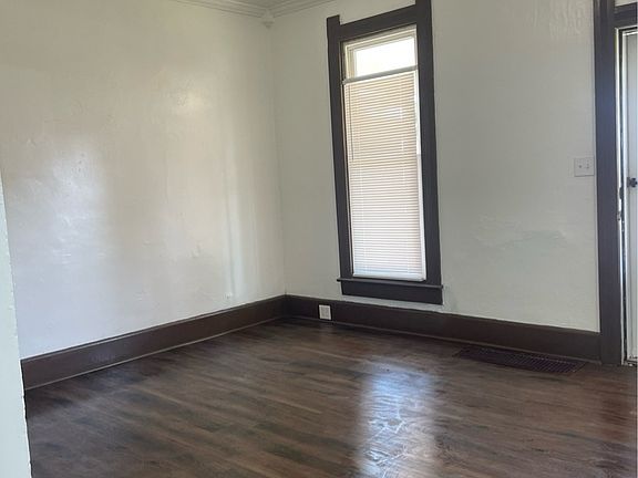 2nd image of 1311 Fletcher St