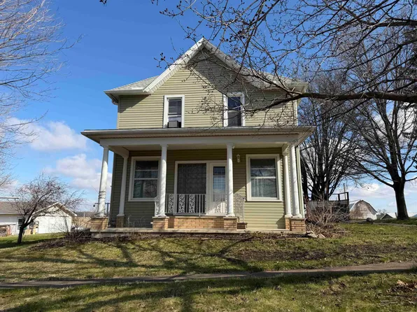 108 E Washington St, Farmersburg, IA 52047