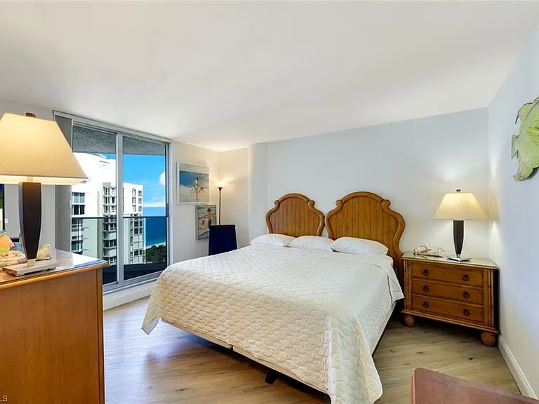 4041 Gulf Shore Blvd N #1505 — Photo 18