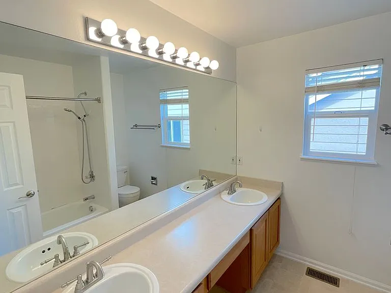 7168 Prairie Wind Dr — Photo 33