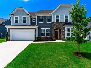 825 Sterling Dr, Boiling Springs, SC 29316