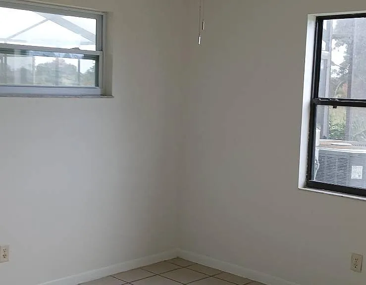 738 Flamingo Dr — Photo 9