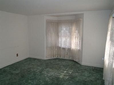 3rd image of 1909 Lamberton St
