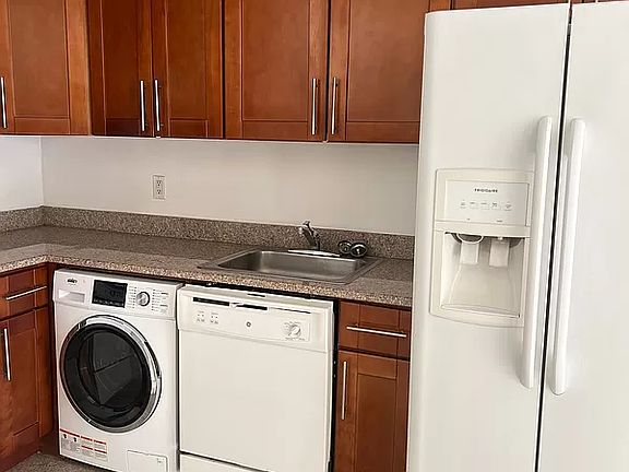 2nd image of 8411 Lander St APT 25