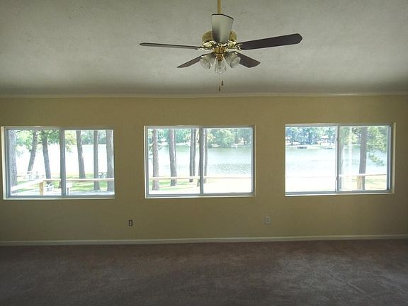 3rd image of 1350 W Pine Lake Cir