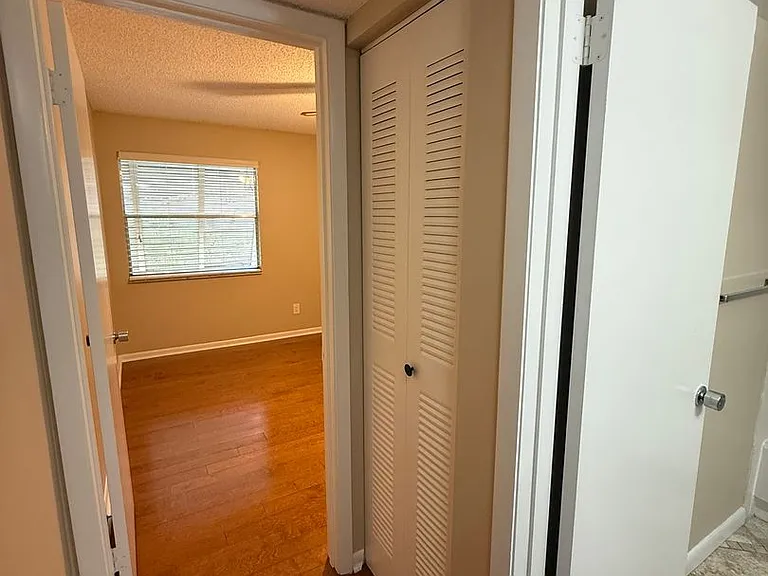 130 Jasmine Woods Ct #9D — Photo 55