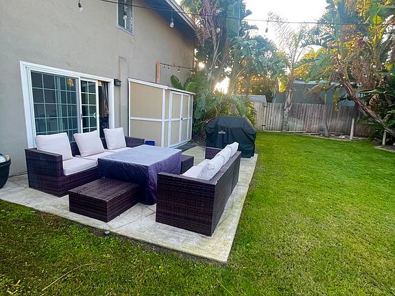 5th image of 2466 Seahorse Ave