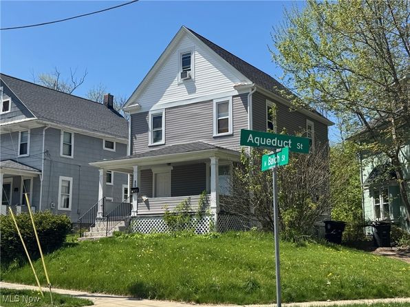 68 N Balch St, Akron, OH 44303
