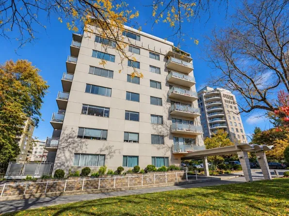2409 W 43rd Ave #502, Vancouver, BC V6M 2E6