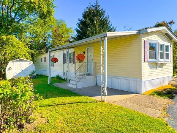 5120 Galen Dr, Morrisville, PA 19067