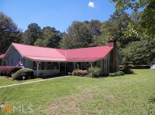 1692 Thomas Dr, Hoschton, GA 30548