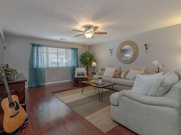 3rd image of 1645 College St