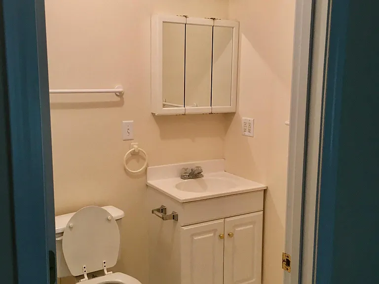 128 Homestead Pl #128 — Photo 4