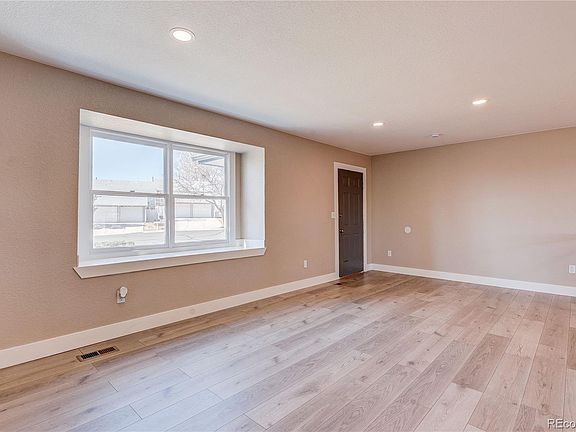 5th image of 9418 Lou Drive