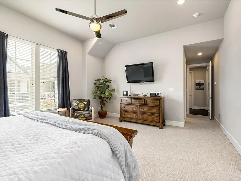 8614 Green Kolbe Ln — Photo 19