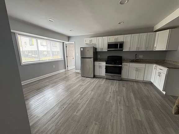 5th image of 5035 D St SE APT 303