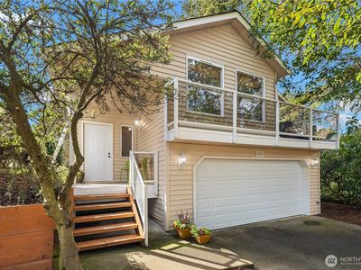 329 NW 105th Street, Seattle, WA, 98177
